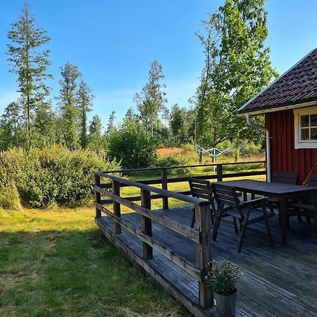 Trevligt Torp I Vacker Natur Меллеруд Экстерьер фото